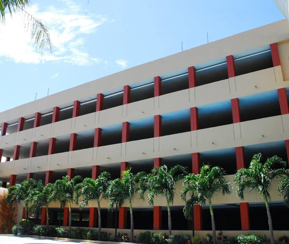 Hotel Royal Garden Reynosa Exteriér fotografie