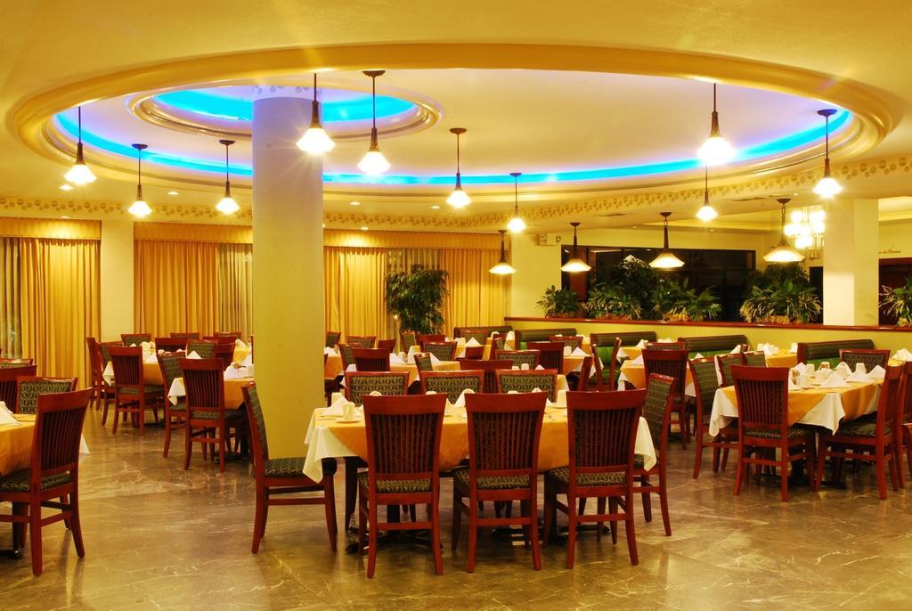 Hotel Royal Garden Reynosa Exteriér fotografie