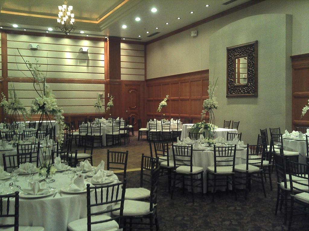 Hotel Royal Garden Reynosa Exteriér fotografie